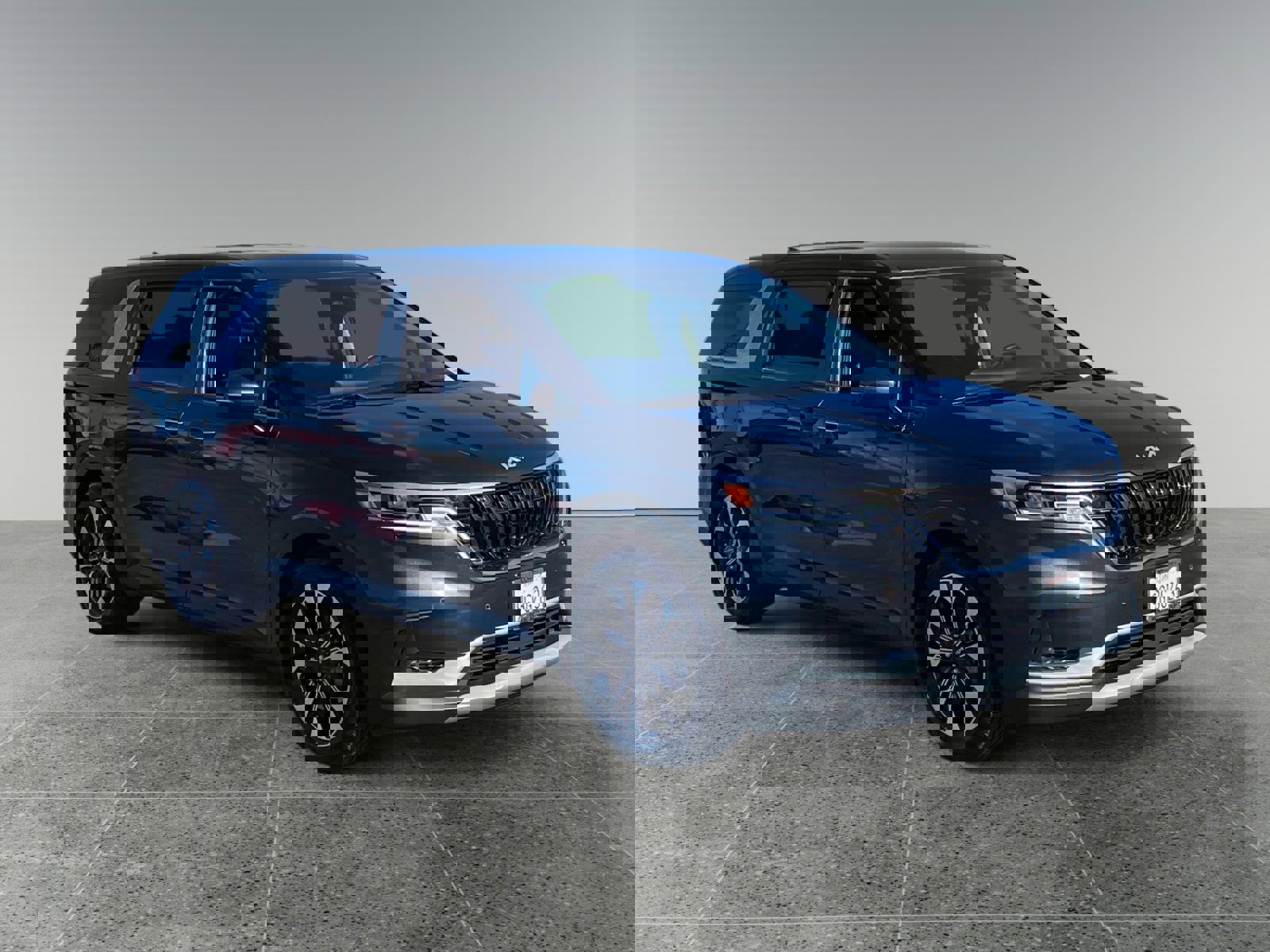 Used 2023 Kia Carnival EX image 7