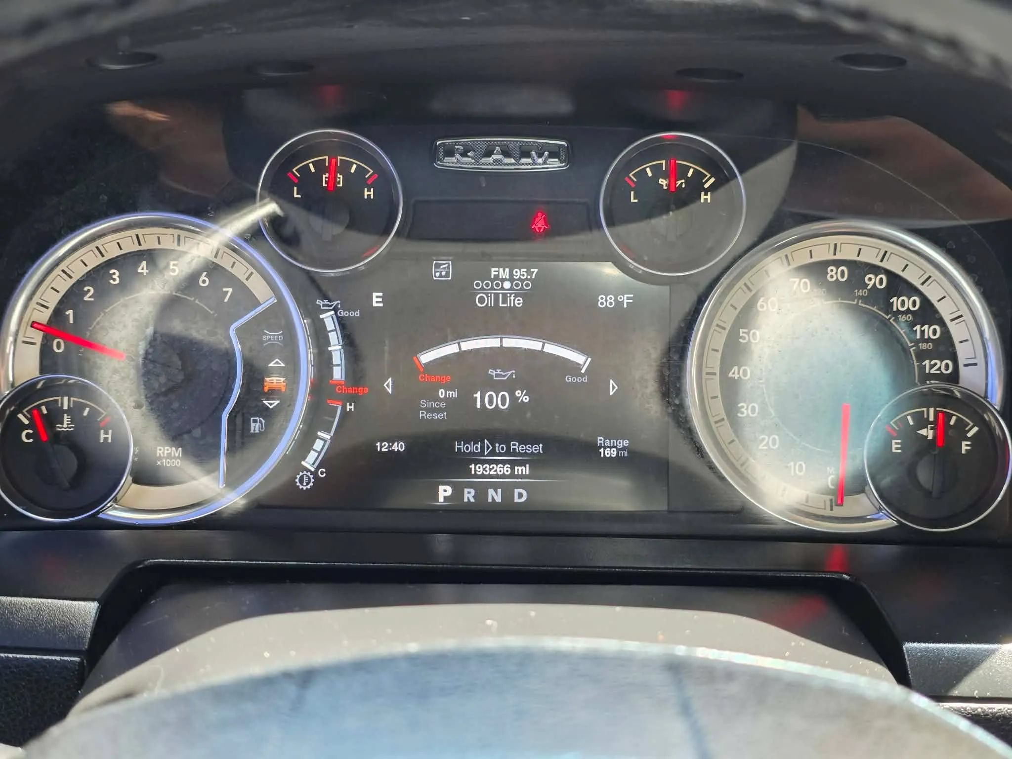 Used 2016 RAM 1500 Laramie w/ Convenience Group AWD/4WD image 21