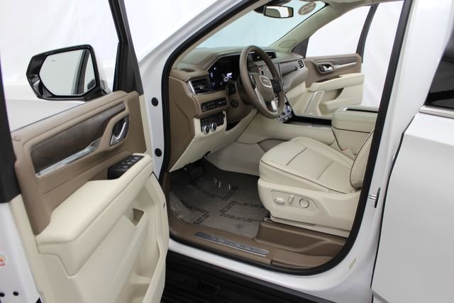 Used 2023 GMC Yukon XL Denali w/ Max Trailering Package AWD/4WD image 13