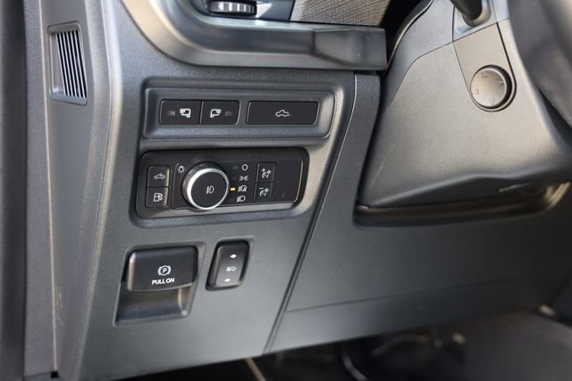 Used 2021 Ford F150 Platinum w/ Equipment Group 701A High AWD/4WD image 17