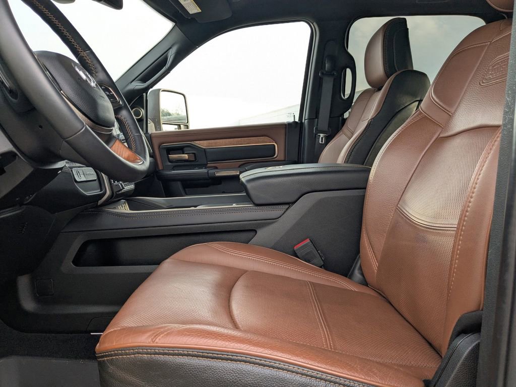 Used 2023 RAM 2500 Limited image 21