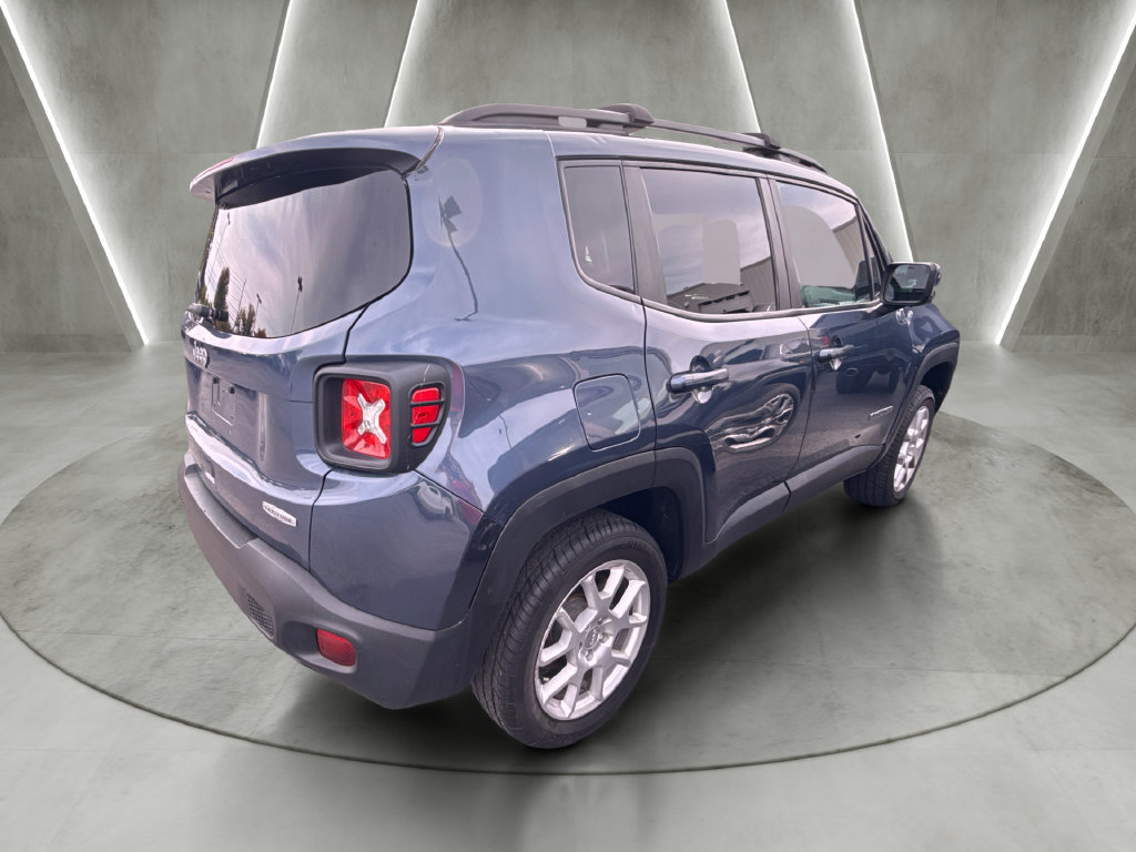 Used 2021 Jeep Renegade Latitude AWD/4WD image 3