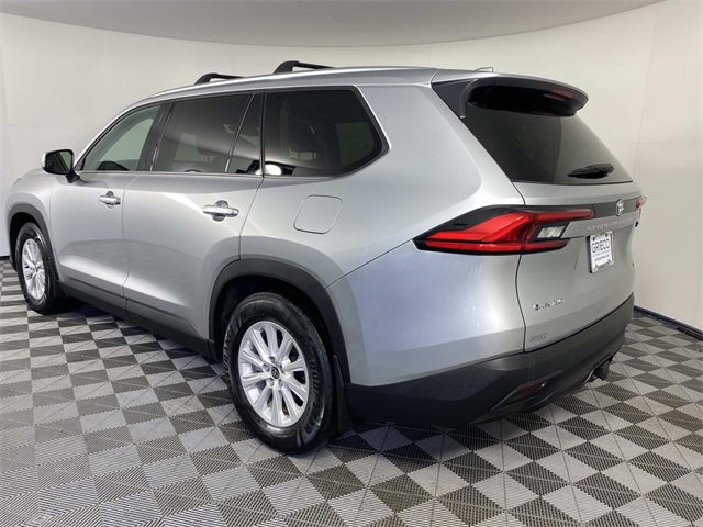 Used 2024 Toyota Grand Highlander XLE image 6