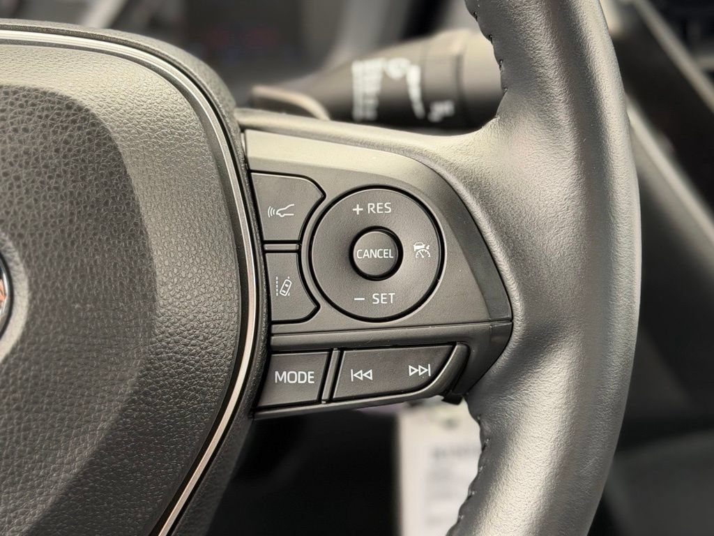 Used 2020 Toyota Corolla SE FWD image 11