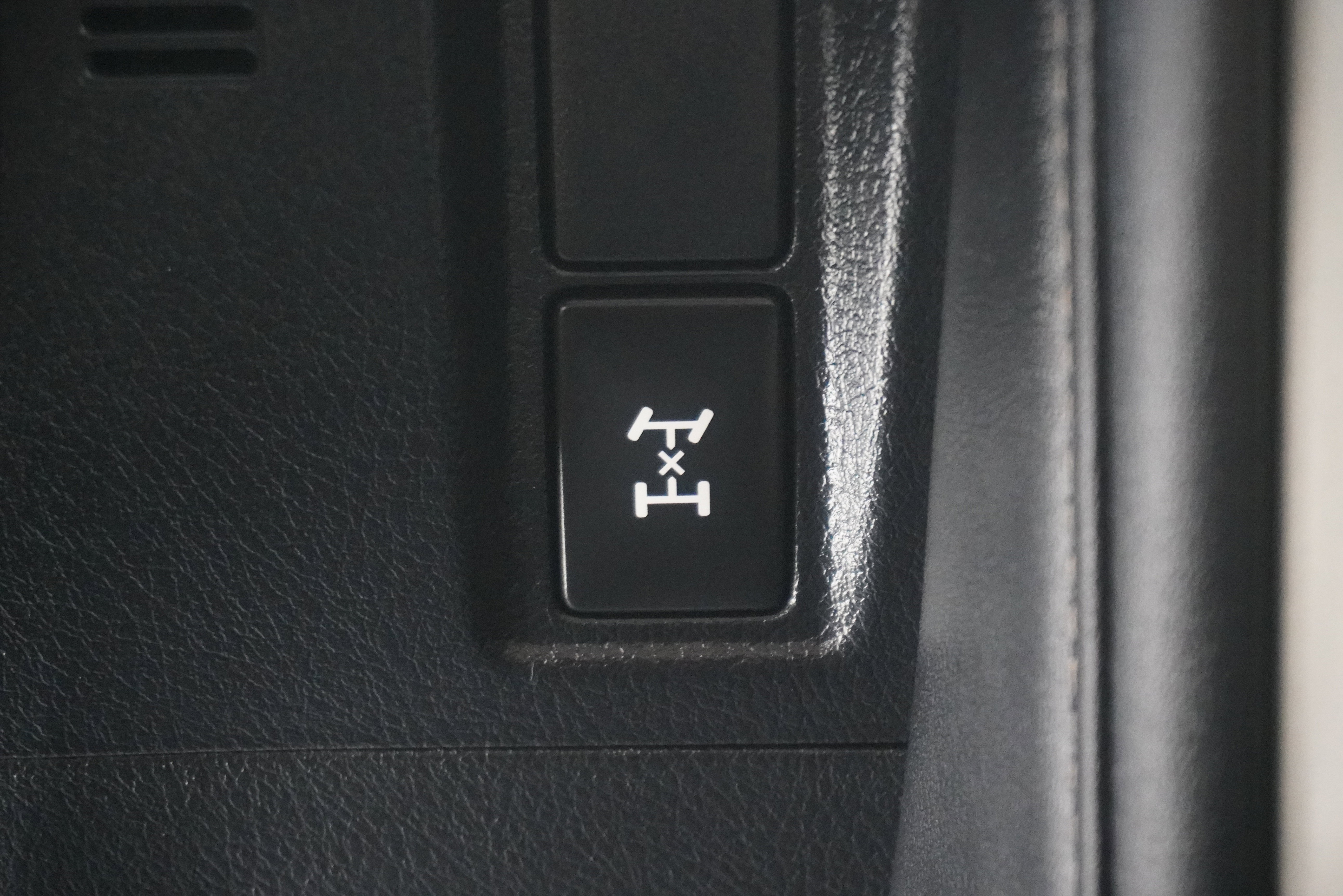 Used 2014 Lexus GX 460 AWD/4WD image 27