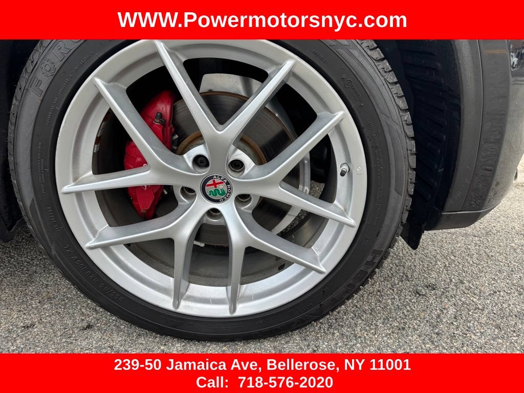 Used 2019 Alfa Romeo Stelvio Ti Sport w/ Quick Order Package 22S Sport AWD/4WD image 16