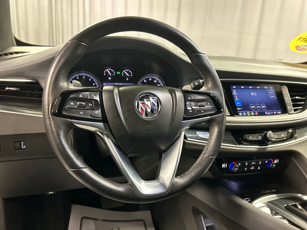 Used 2023 Buick Enclave Essence image 15