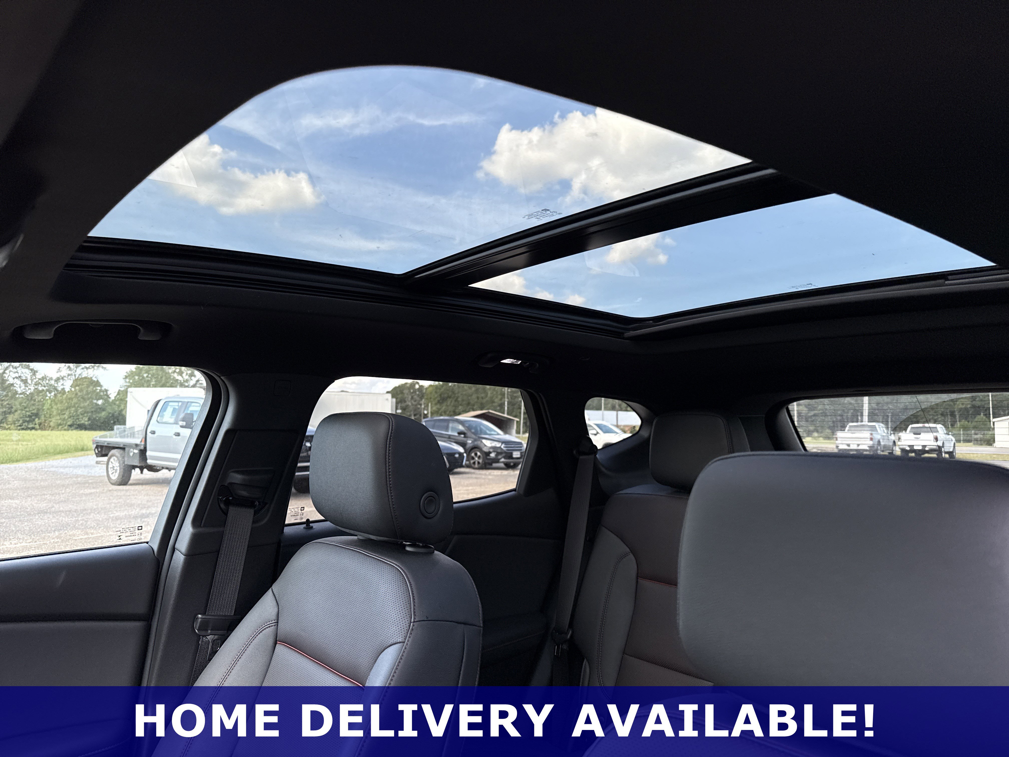 Used 2025 Chevrolet Blazer RS w/ Driver Confidence II Package image 25