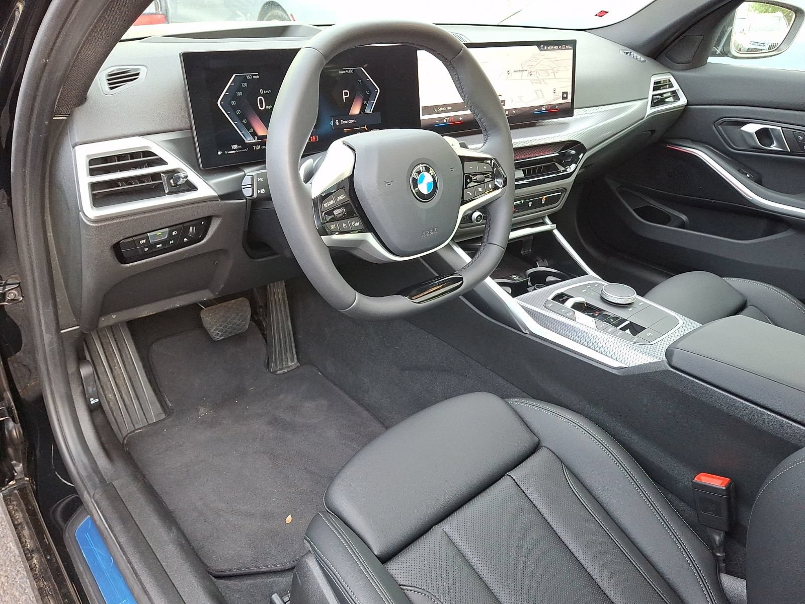 Used 2025 BMW 330i xDrive Sedan w/ Premium Package AWD/4WD image 9