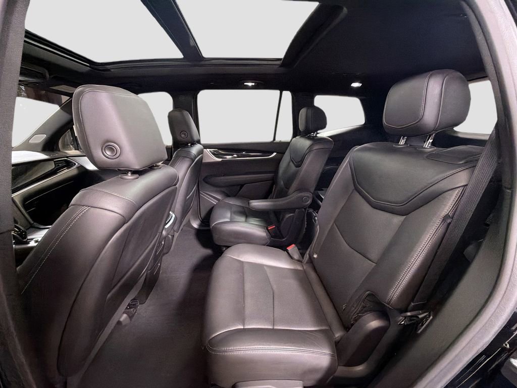 Used 2020 Cadillac XT6 Premium Luxury AWD/4WD image 28