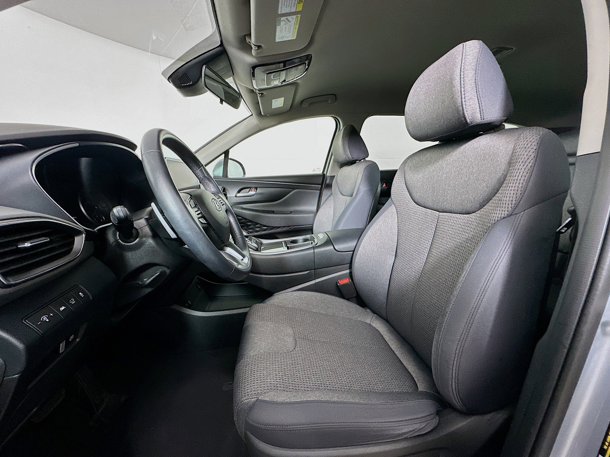 Used 2023 Hyundai Santa Fe SEL image 13