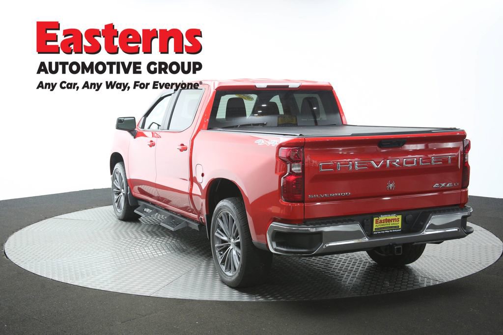 Used 2022 Chevrolet Silverado 1500 LT AWD/4WD image 39