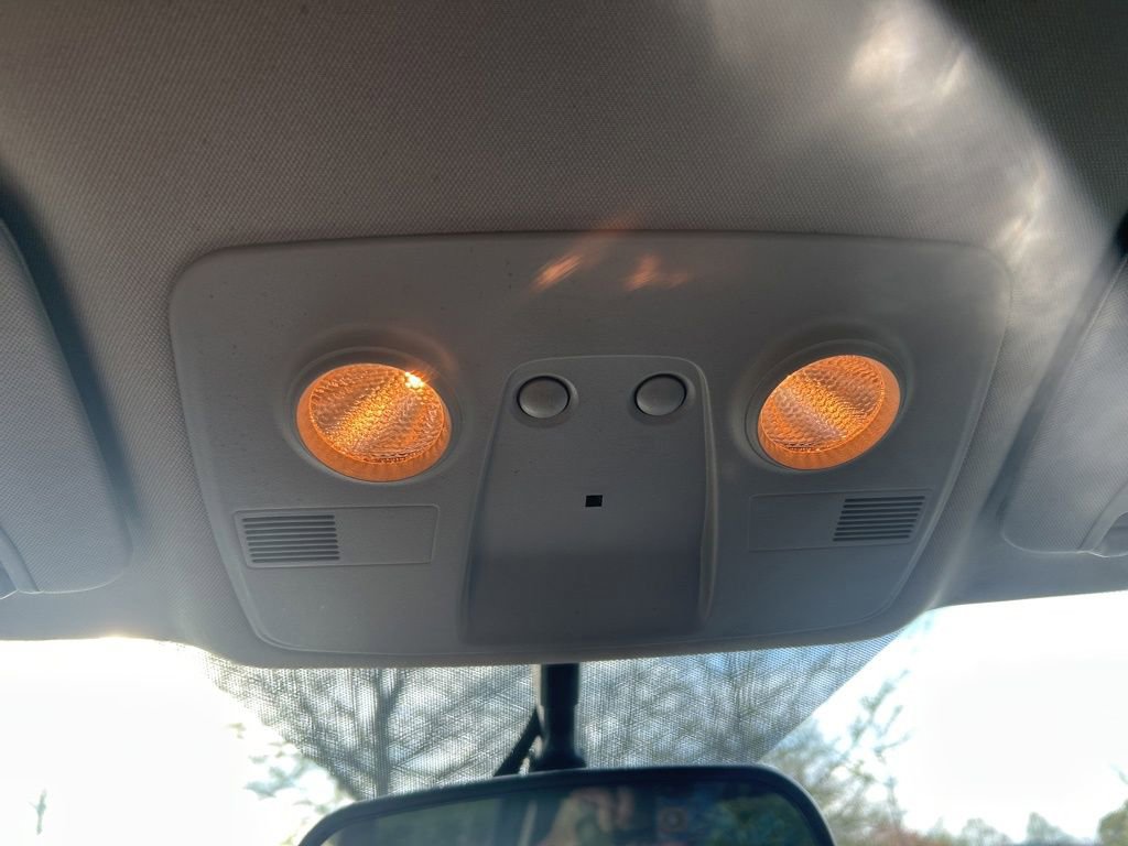 Used 2016 Chevrolet Traverse LS image 19