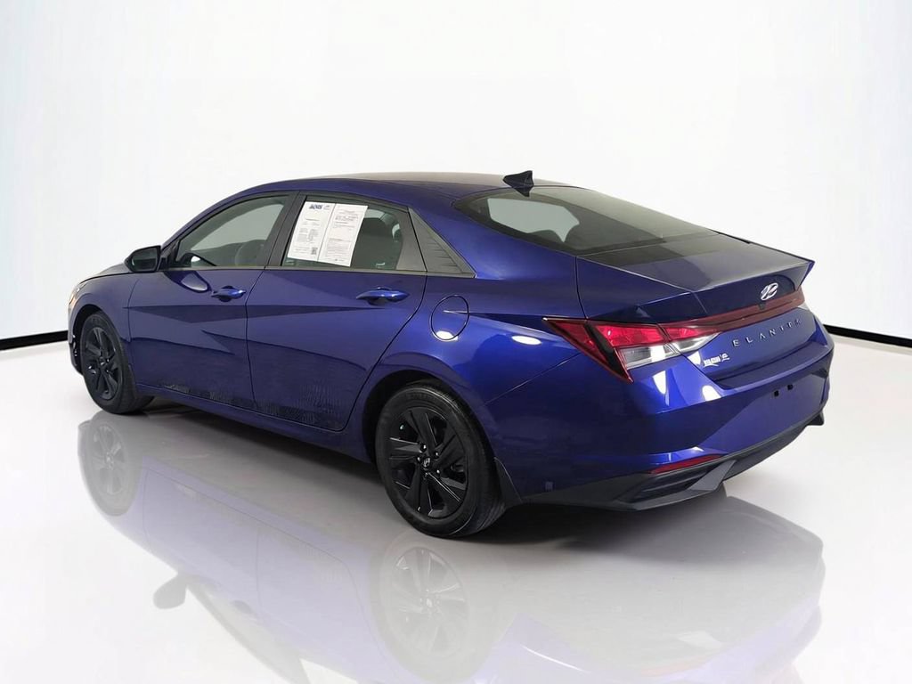 Used 2023 Hyundai Elantra SEL FWD image 7