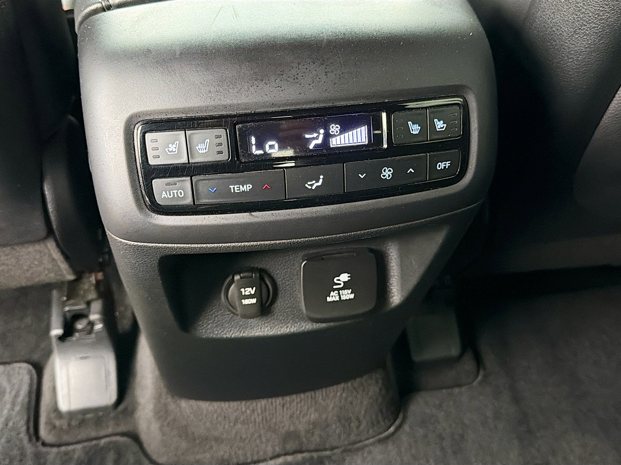 Used 2024 Hyundai Palisade Calligraphy image 21