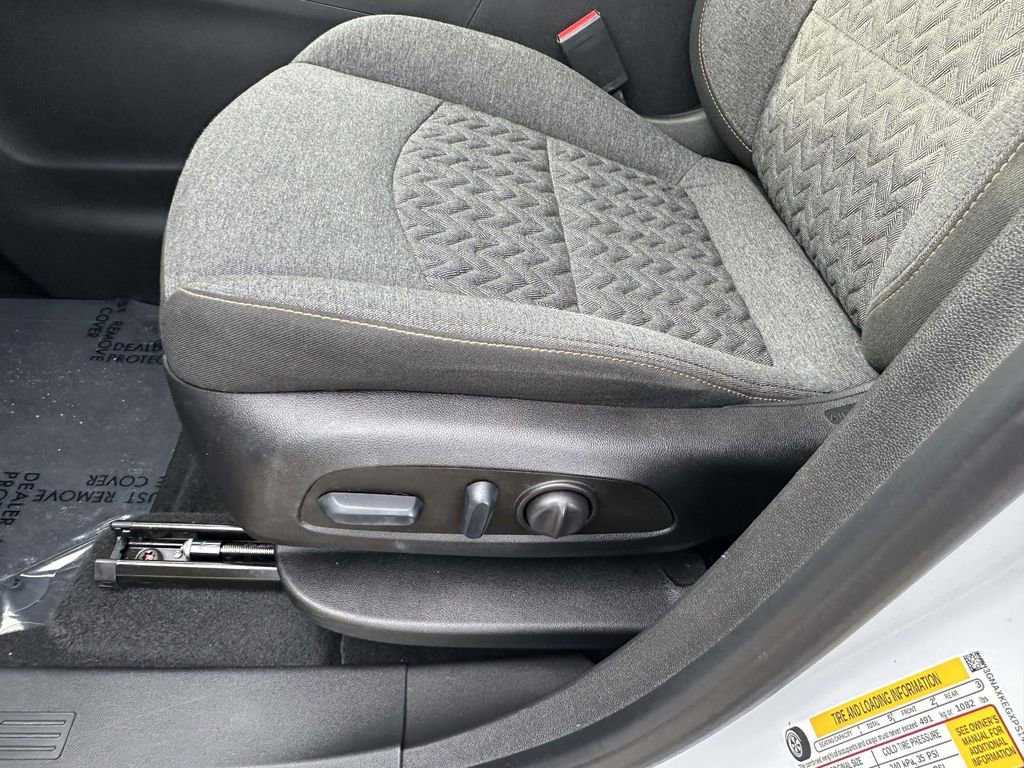 Certified 2023 Chevrolet Equinox LT image 19