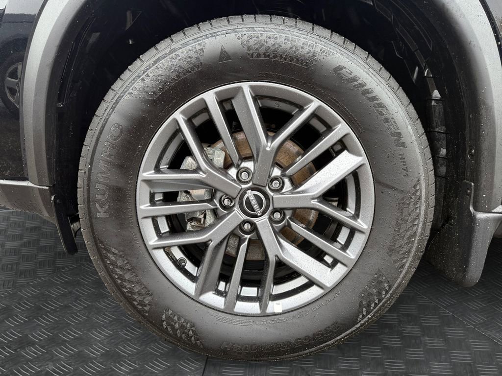 Certified 2025 Nissan Rogue S image 20