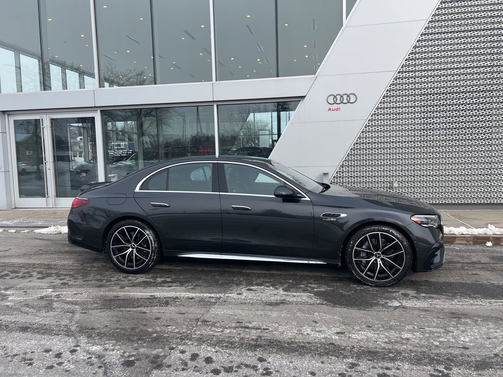 Used 2025 Mercedes-Benz E 53 AMG e 4MATIC Sedan image 14