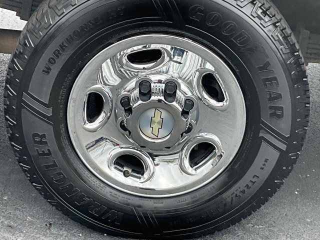 Used 2021 Chevrolet Express 3500 w/ Power Convenience Package image 9