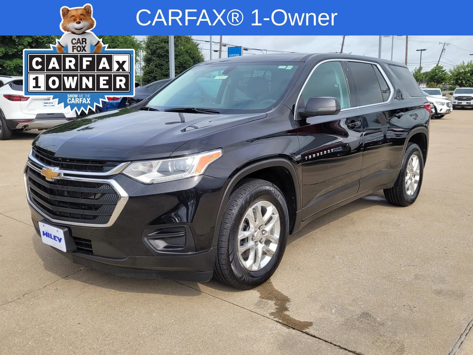 Used 2021 Chevrolet Traverse LS FWD video 2