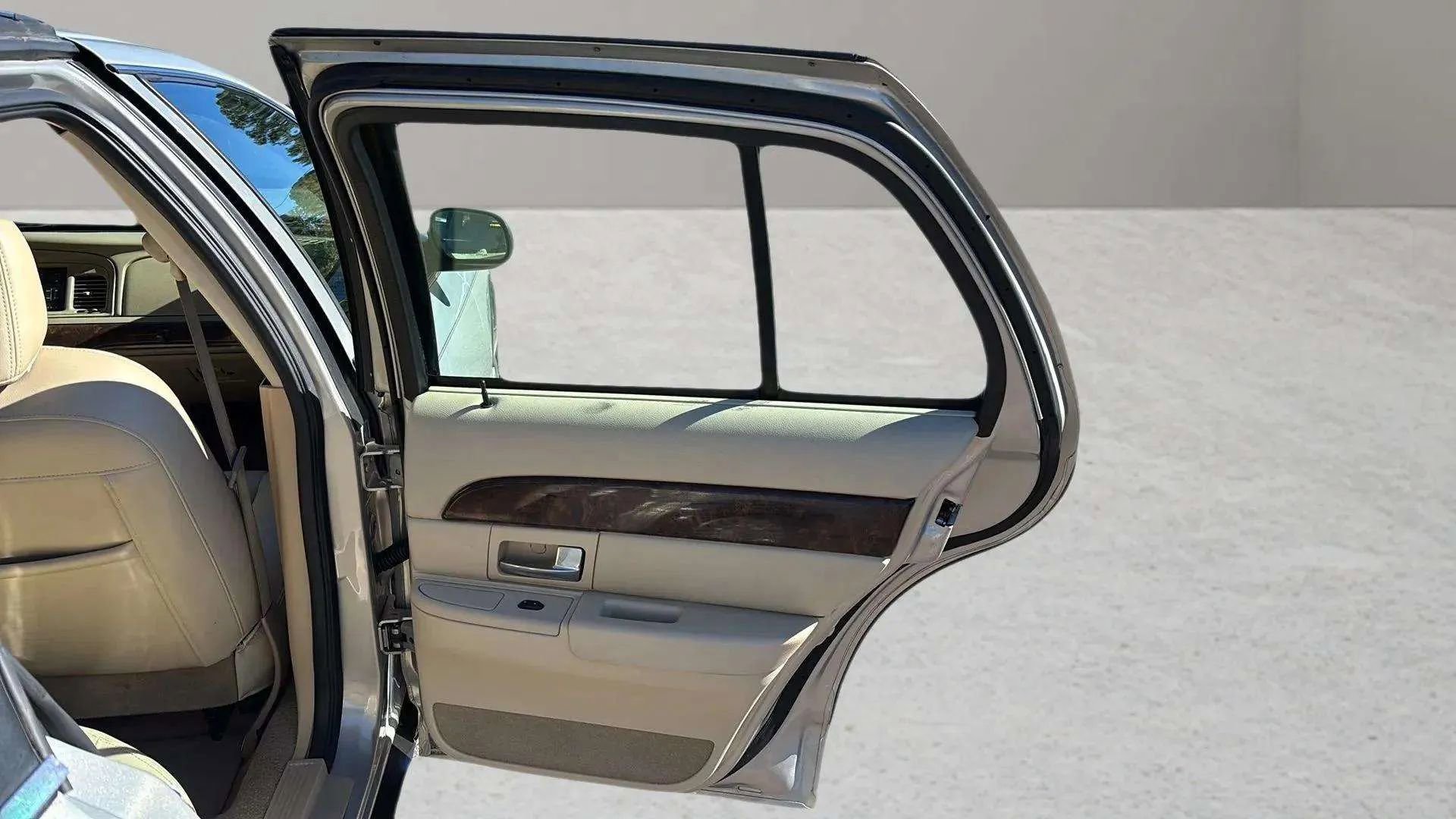 Used 2007 Mercury Grand Marquis LS image 19