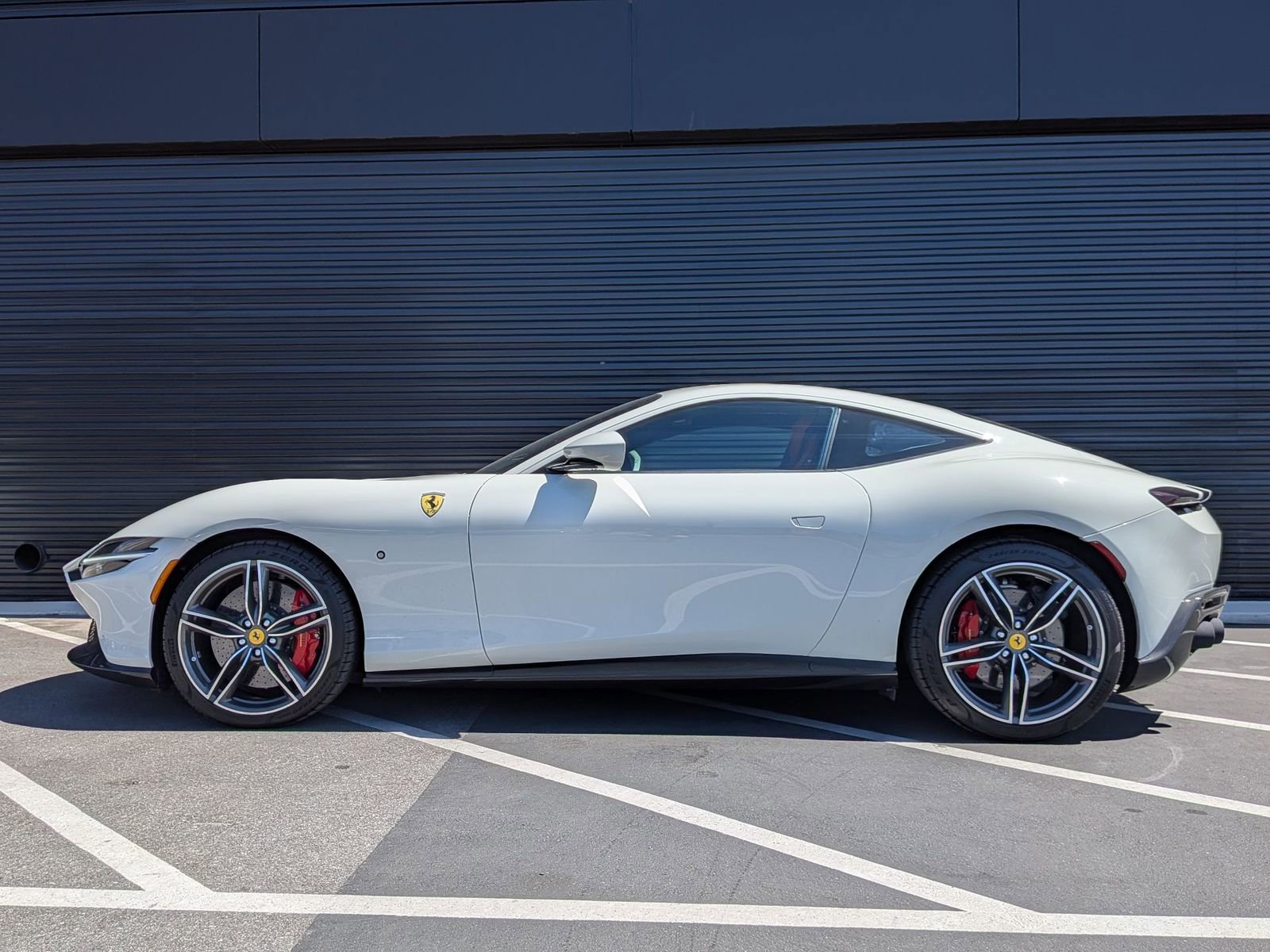 Used 2024 Ferrari Roma image 2