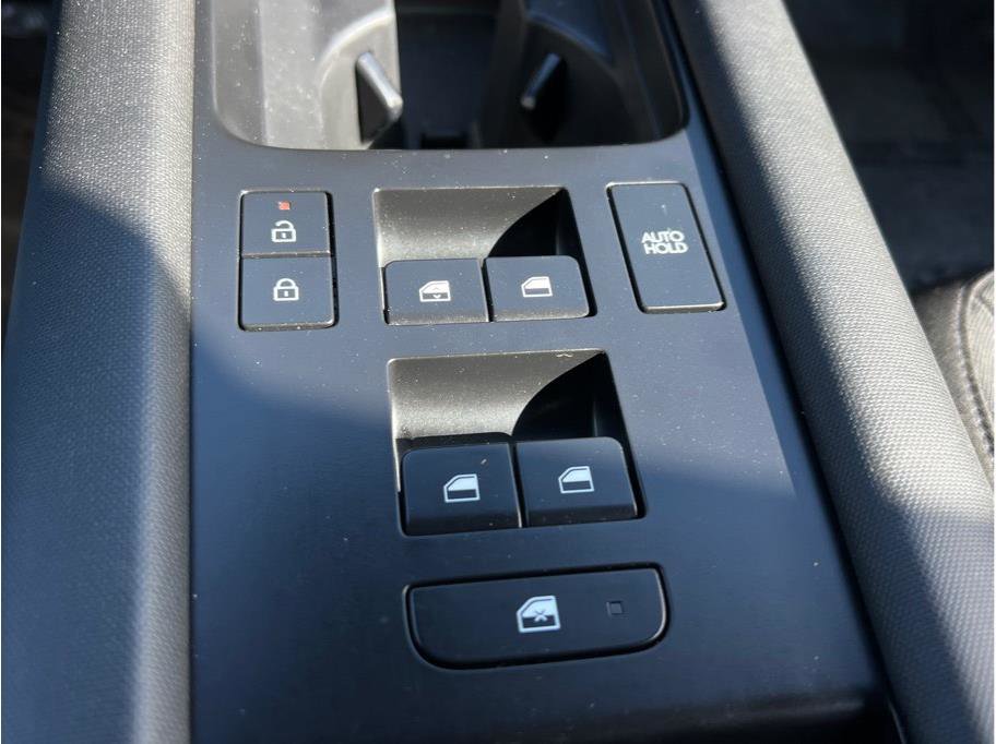 Used 2024 Hyundai Ioniq 6 SE RWD image 19