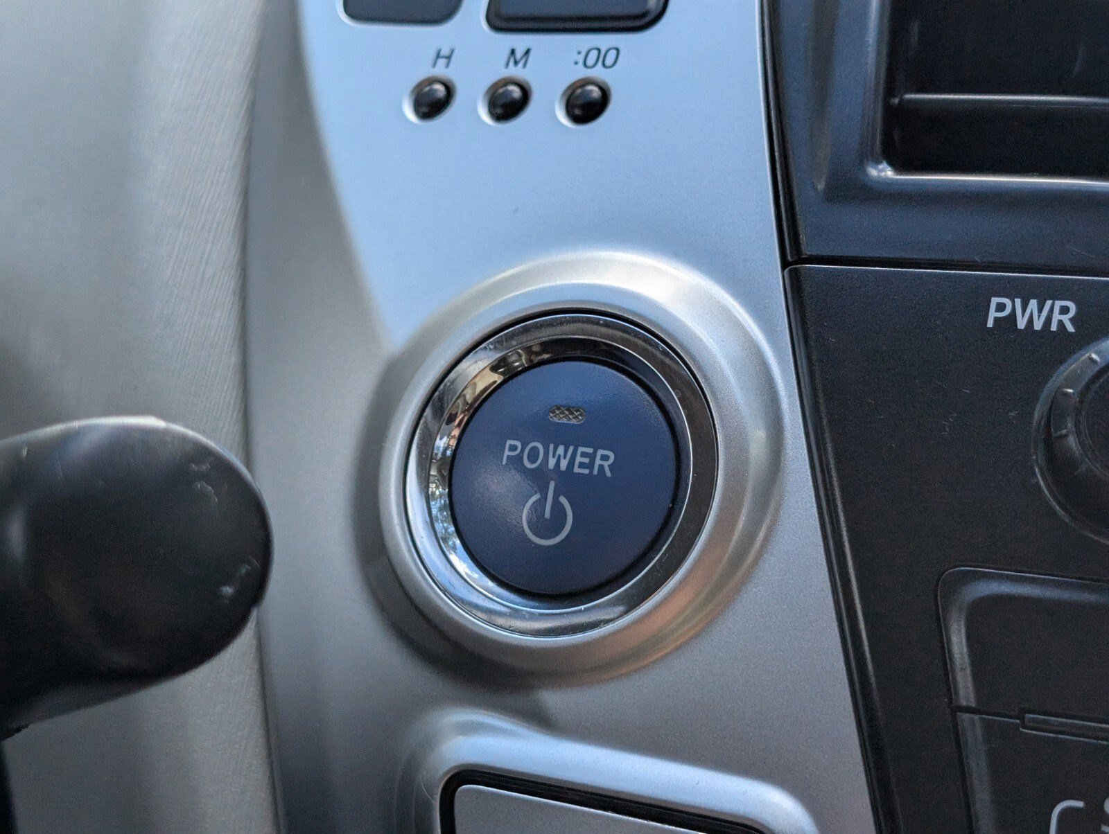 Used 2013 Toyota Prius V Five image 43