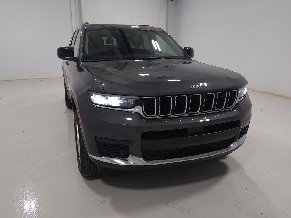 Used 2023 Jeep Grand Cherokee L Laredo AWD/4WD image 14
