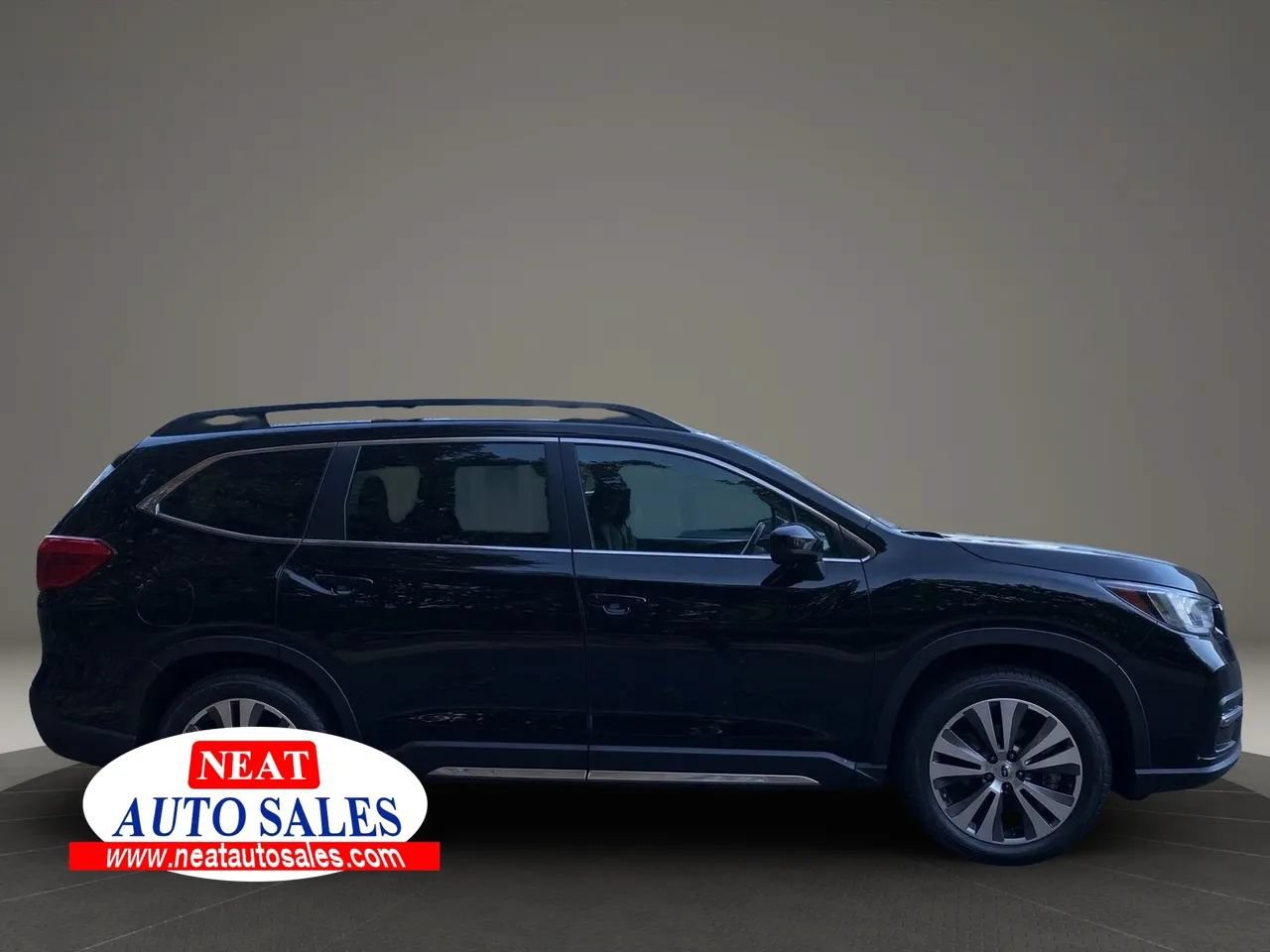 Used 2019 Subaru Ascent Premium AWD/4WD image 4