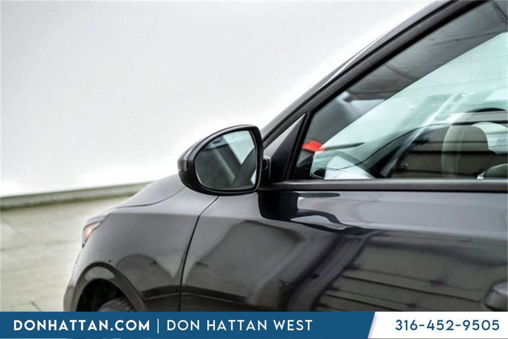 Used 2024 Kia Forte LXS image 29
