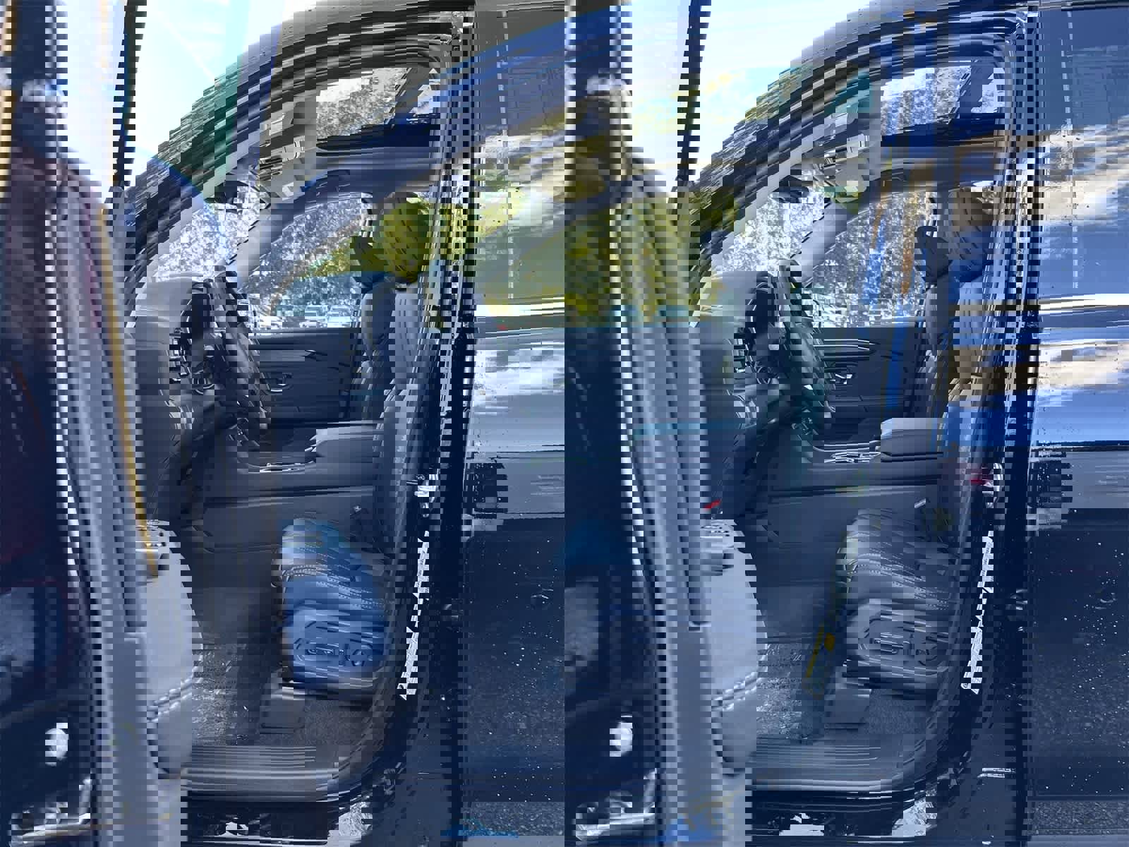 New 2026 Honda Pilot Touring image 2