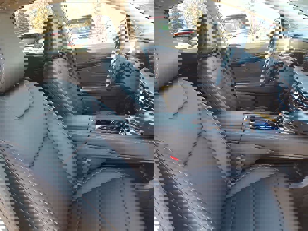 Used 2025 Nissan Murano SV image 24