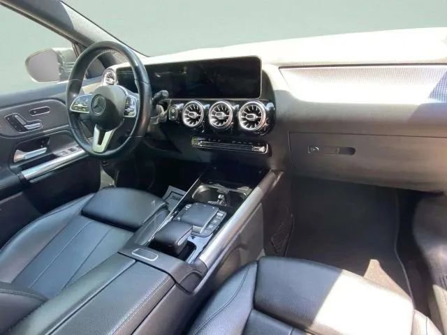 Used 2021 Mercedes-Benz GLA 250 4MATIC image 22