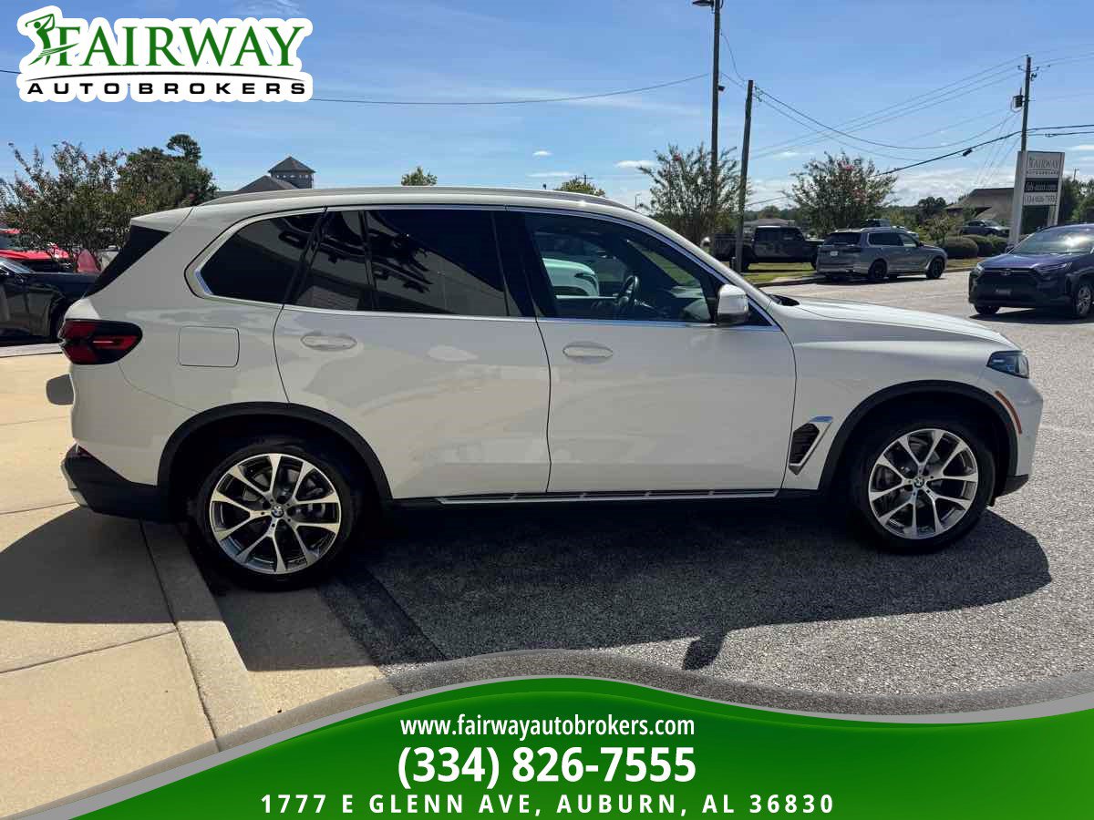 Used 2026 BMW X5 xDrive40i w/ Climate Comfort Package AWD/4WD image 5