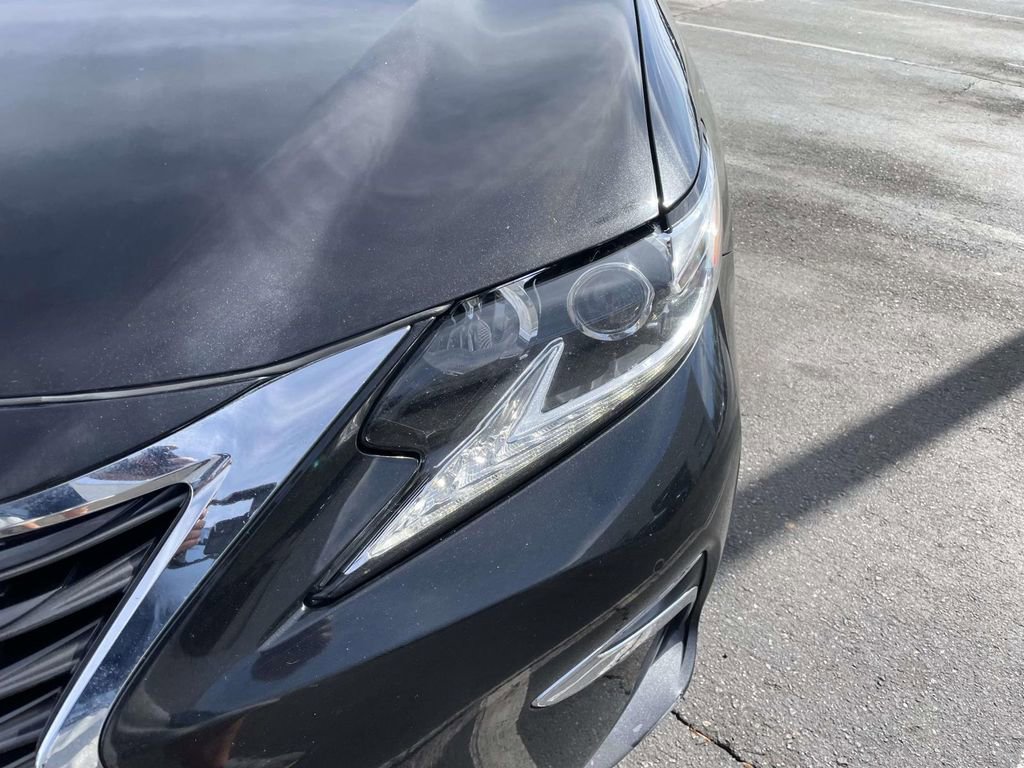 Used 2018 Lexus ES 350 w/ Premier Package image 13
