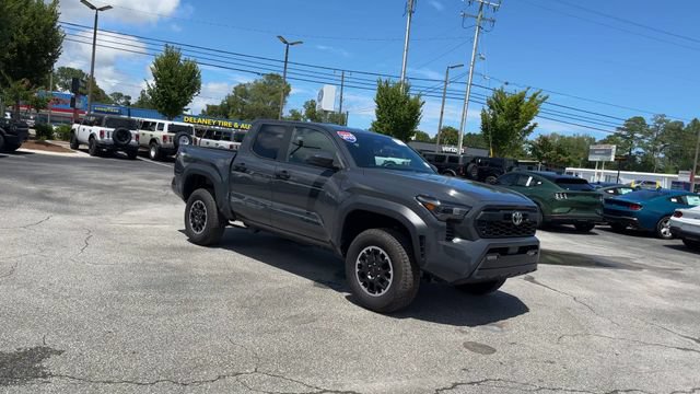 Used 2025 Toyota Tacoma TRD Off-Road AWD/4WD image 1