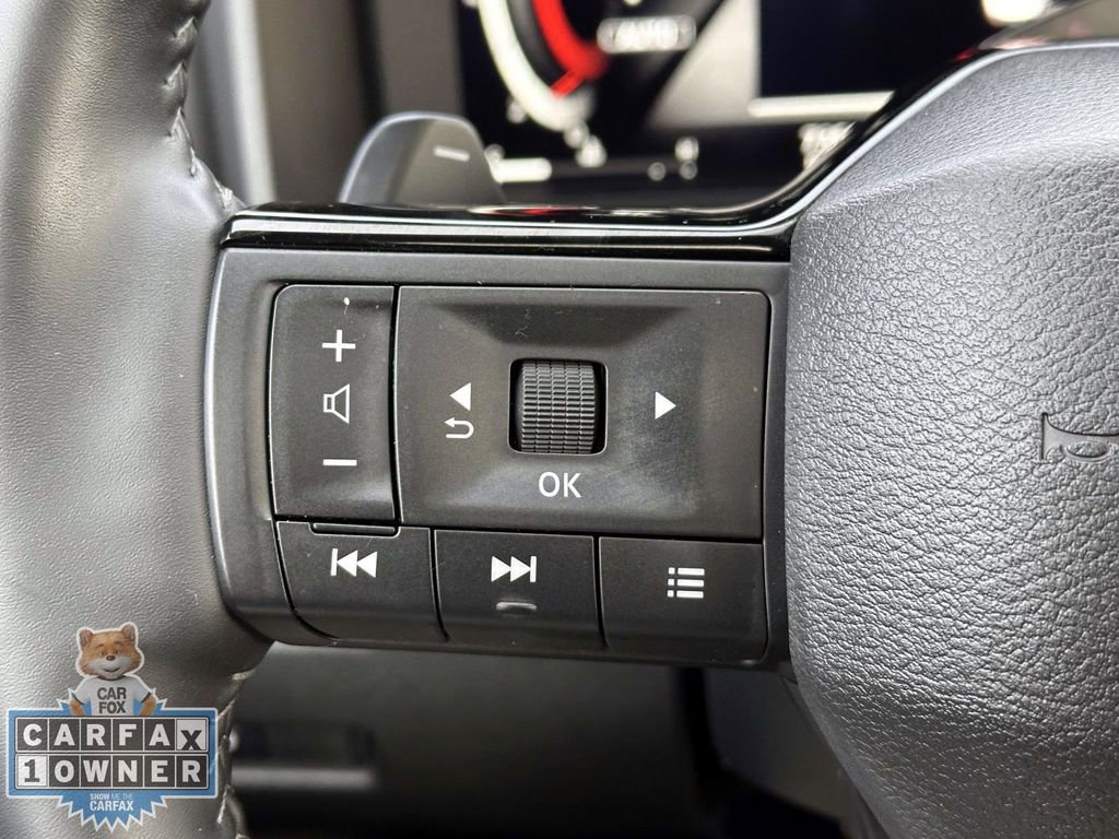 Used 2025 Nissan Rogue Platinum w/ Tech Package AWD/4WD image 26
