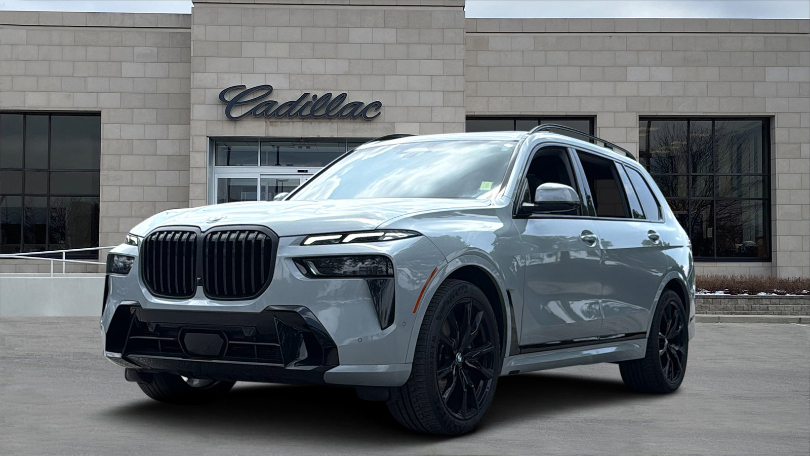 Used 2024 BMW X7 xDrive40i w/ Executive Package AWD/4WD image 5