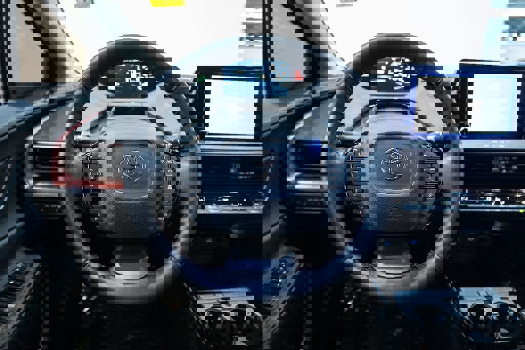 Certified 2024 Toyota Prius Prime SE image 24