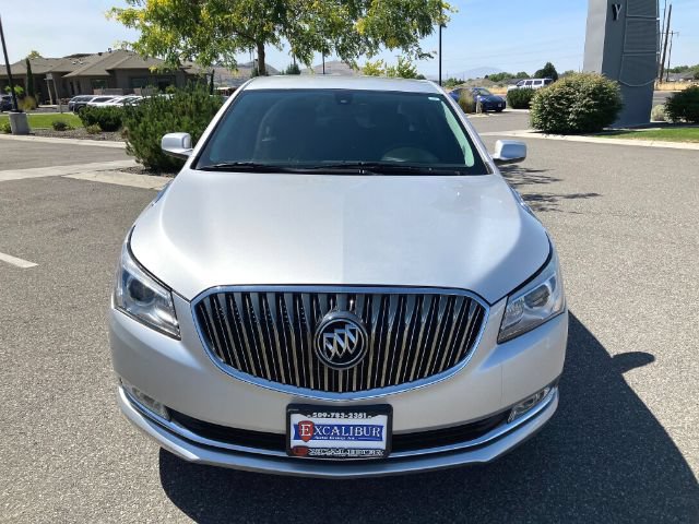 Used 2016 Buick LaCrosse FWD image 3