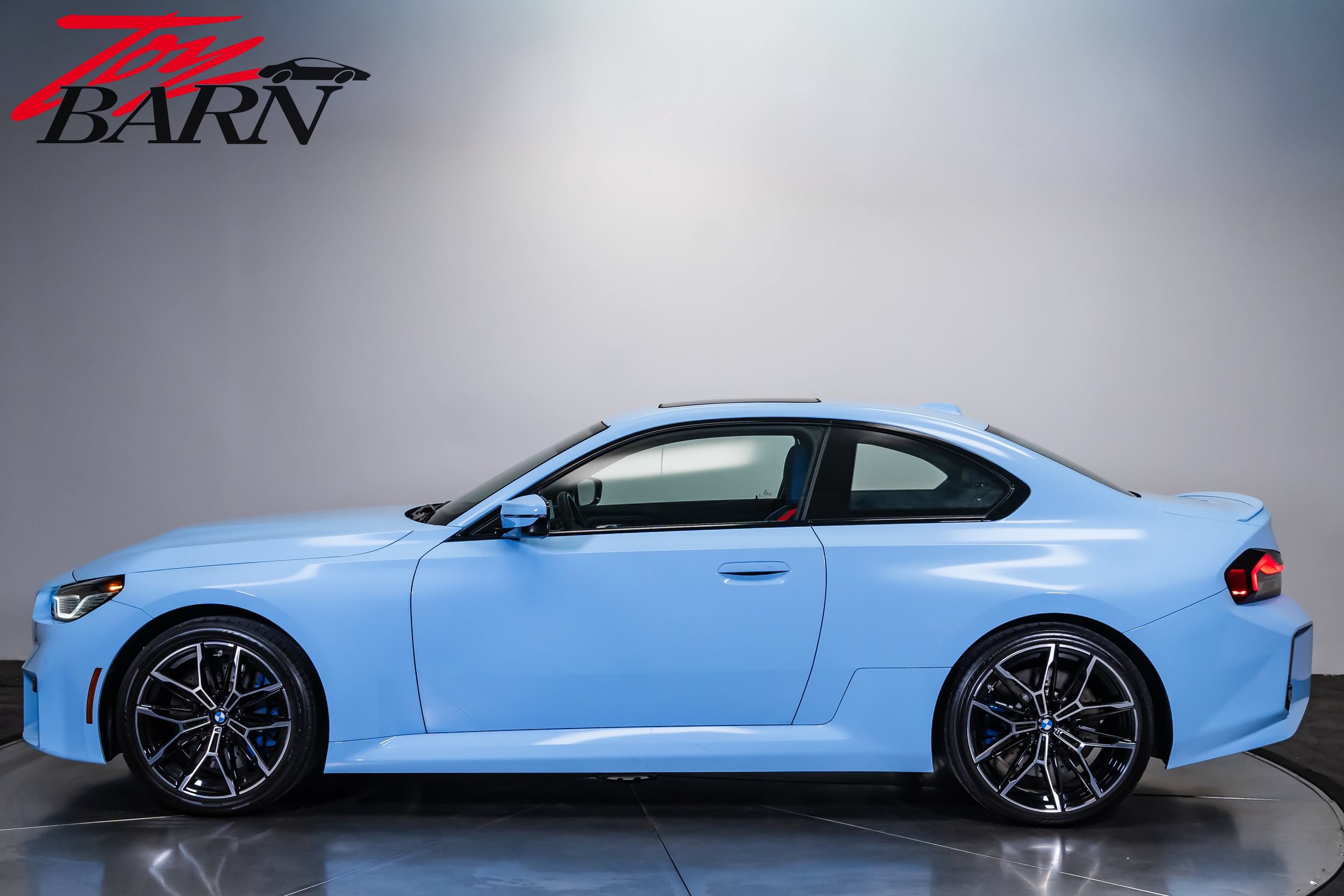 Used 2024 BMW M2 w/ Lighting Package RWD image 2