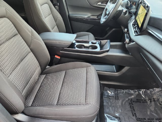 Used 2026 Chevrolet Equinox LT FWD image 19