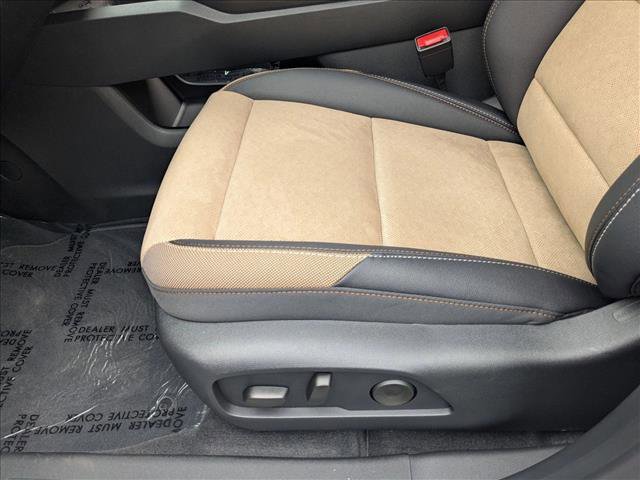 New 2026 Chevrolet Equinox ACTIV w/ Convenience Package III image 4