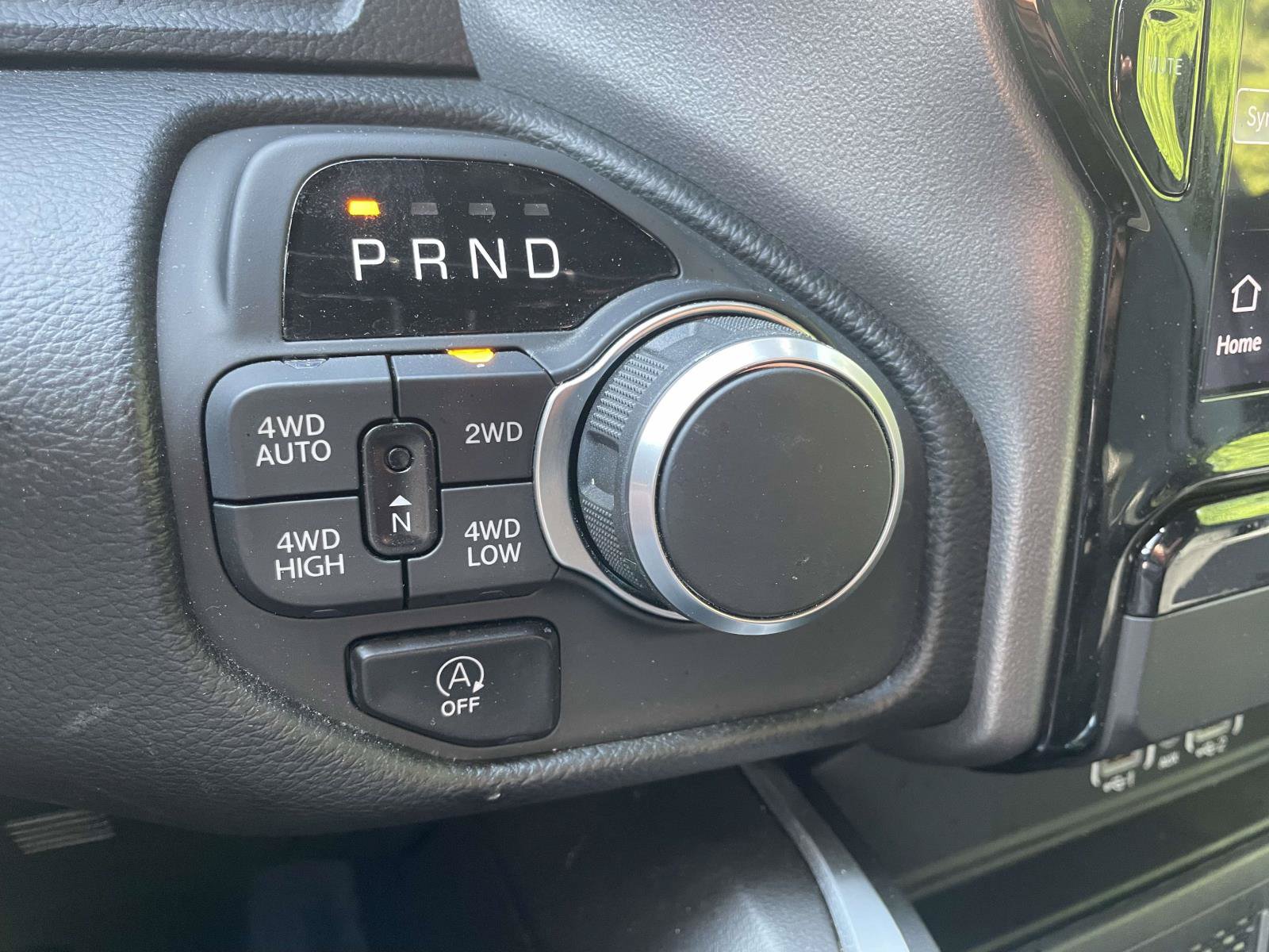 Used 2025 RAM 1500 Big Horn AWD/4WD image 30