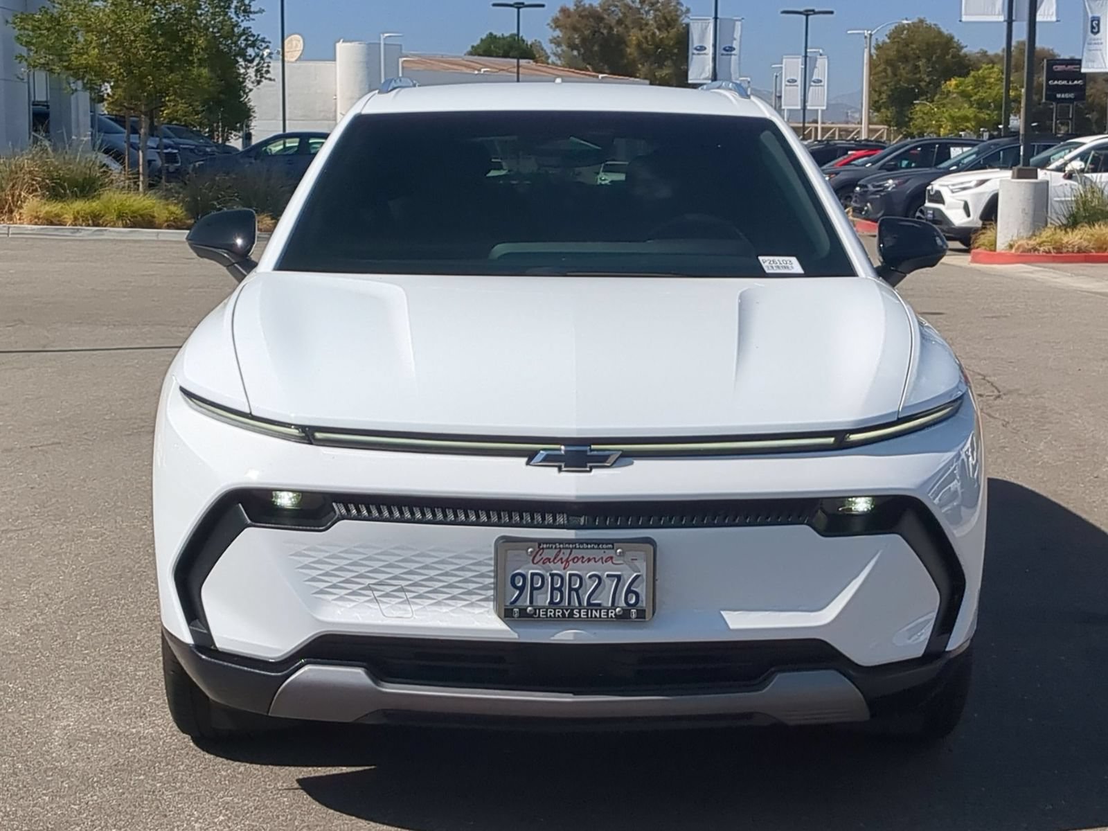 Used 2024 Chevrolet Equinox EV LT w/ LPO, Blackout Package FWD image 8