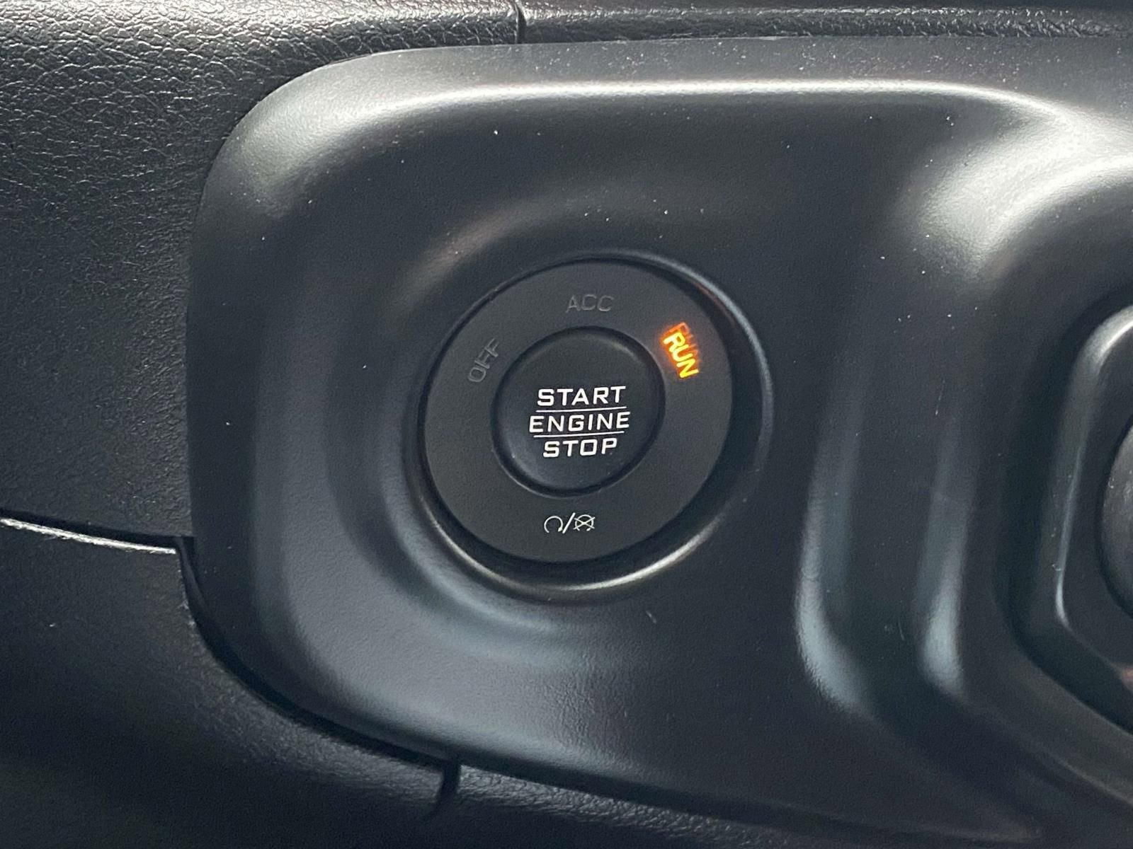 Used 2018 Jeep Wrangler Unlimited Rubicon AWD/4WD image 25