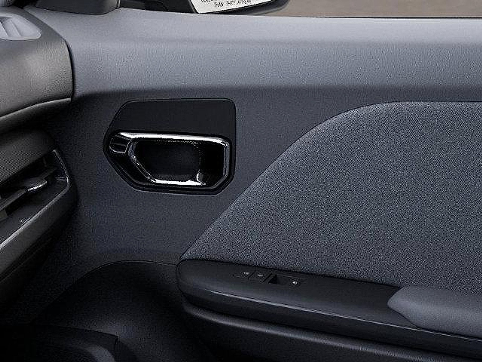 New 2025 Kia K4 LXS image 25