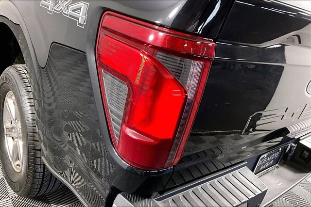 Used 2024 Ford F150 XLT w/ Mobile Office Package image 22