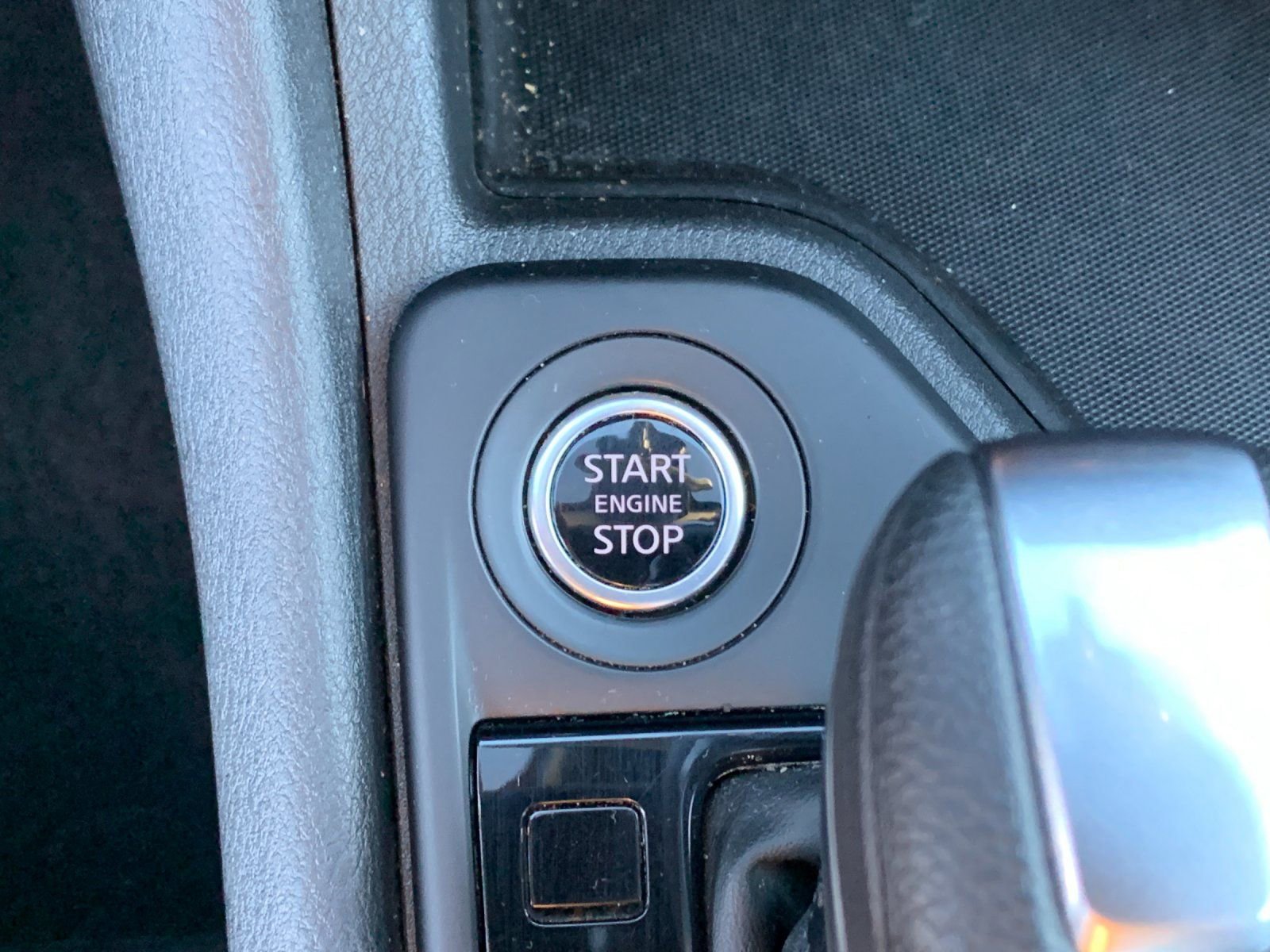 Used 2025 Nissan Sentra S image 23